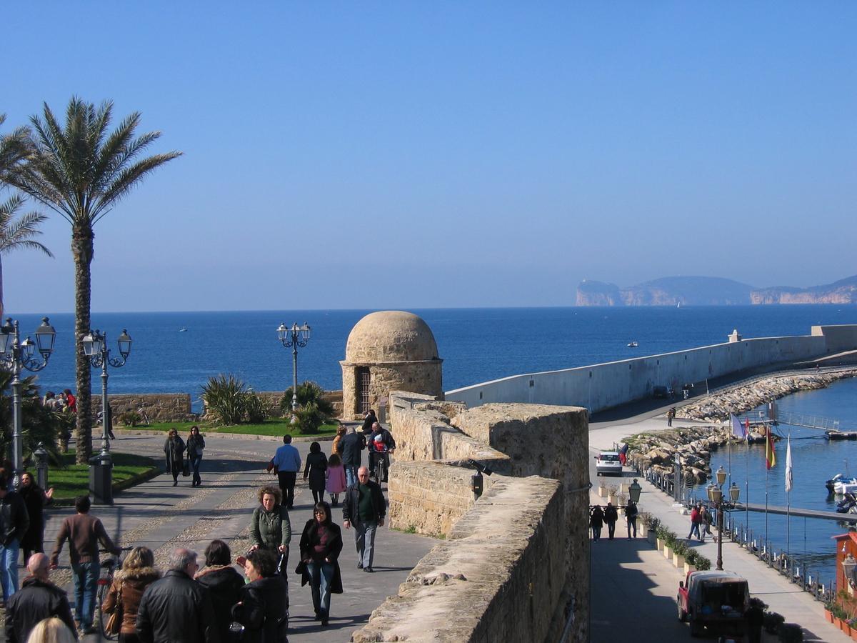 Magralu 2 B&B Alghero Luaran gambar