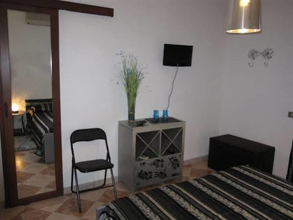 Magralu 2 B&B Alghero Luaran gambar